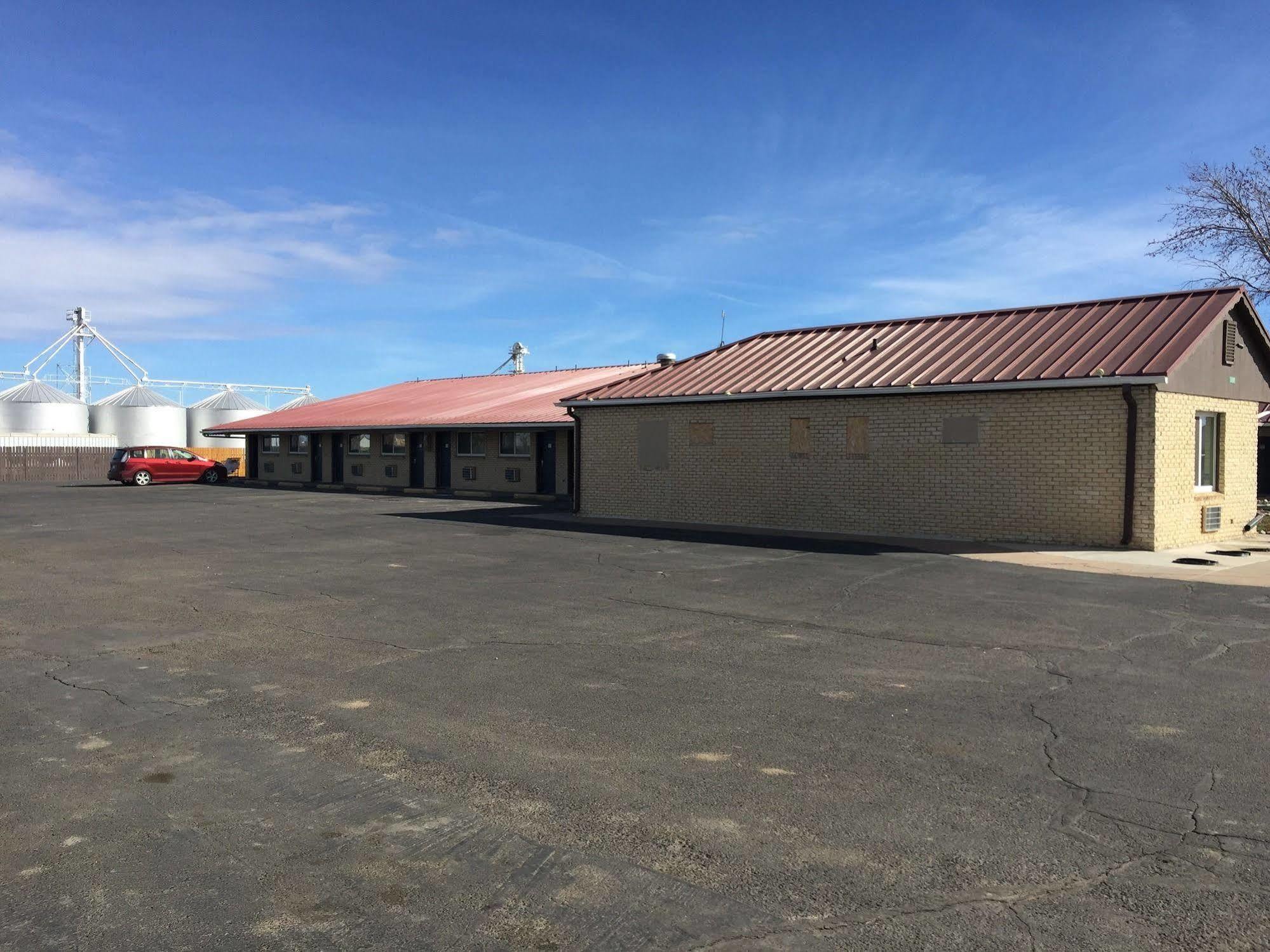 Country Manor Motel Watkins Luaran gambar